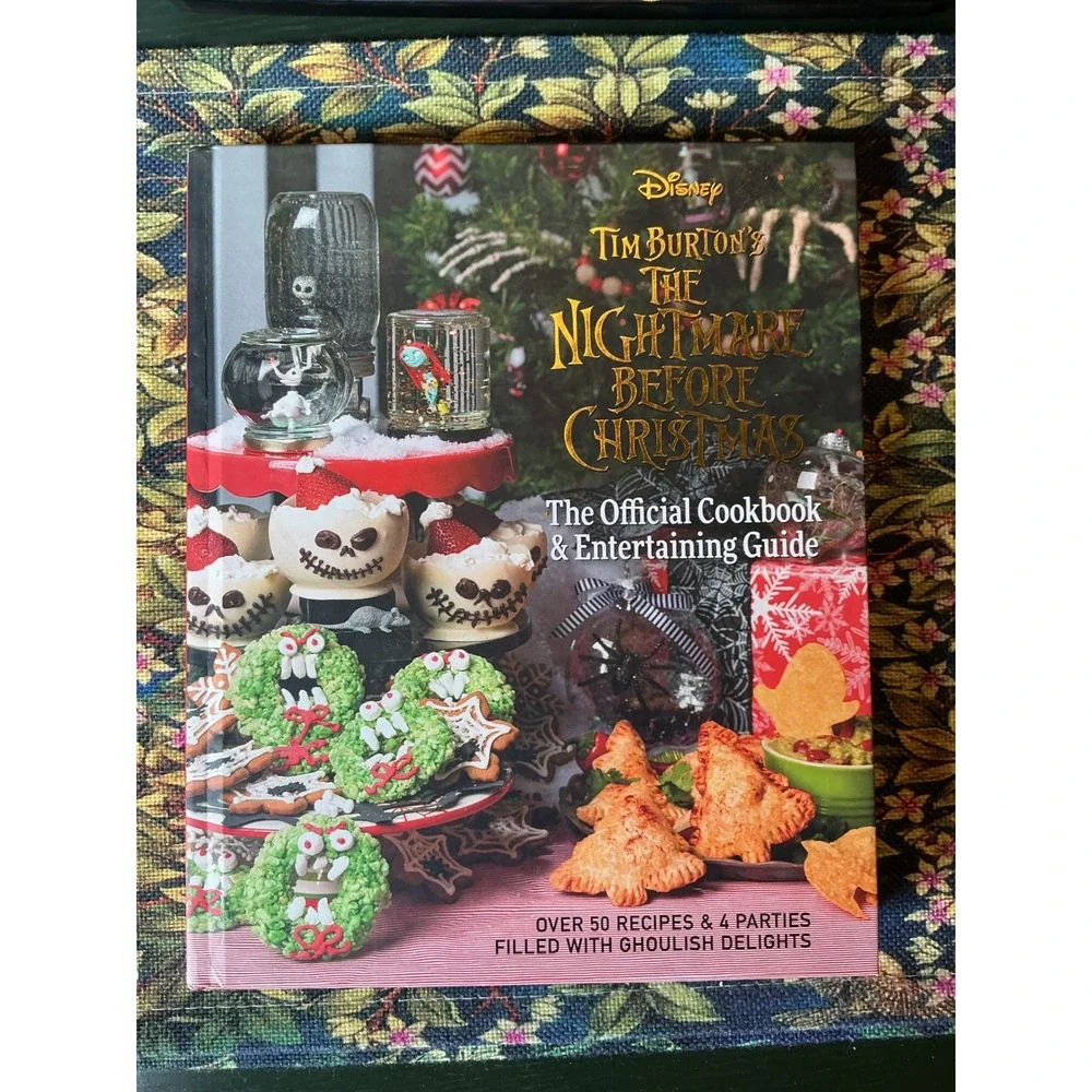 Disney Tim Burton's‎ The Nightmare Before Christmas Official Cookbook & Guide